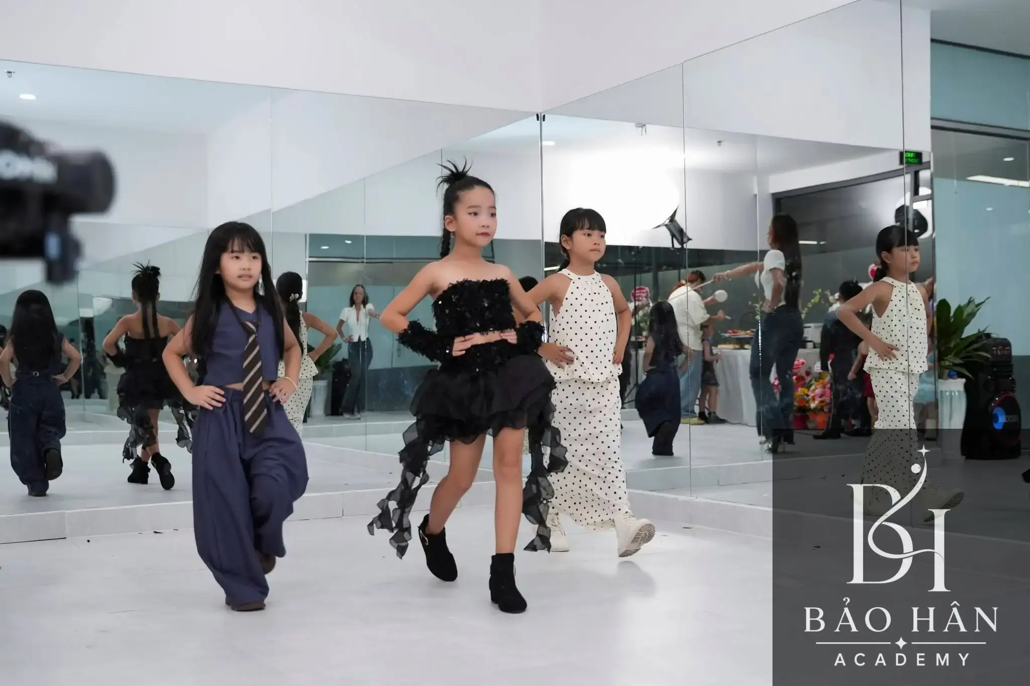 BẢO HÂN ACADEMY